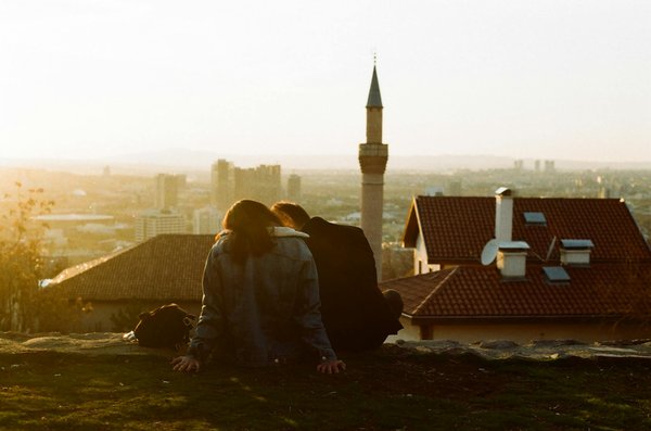 Welche Auswirkungen hat De-Tourismus auf die regionale Gastronomie?